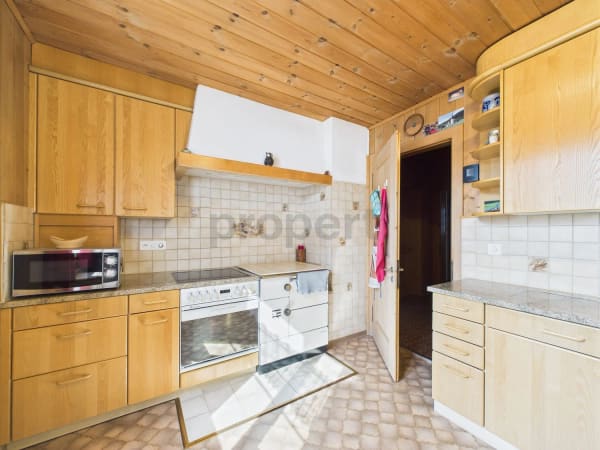 Immobilie in Jenaz - Charmantes Zweifamilienfamilienhaus mit Potenzial in Jenaz, GraubÃ¼nden - Bild 5