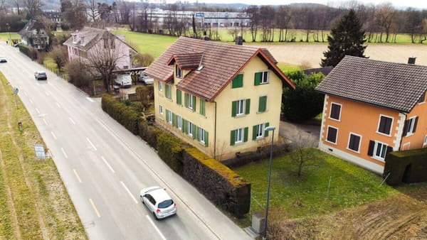 Immobilie in Luterbach - Renditeobjekt mit Geschichte & Zukunft - Mehrfamilienhaus mit Baulandreserve in Luterbach - Bild 0