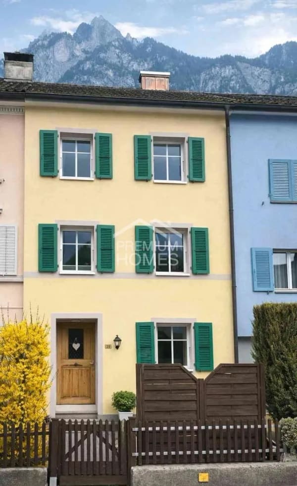 Immobilie in Ennenda - Modernes Wohnen in traditionellen Haus - Bild 0
