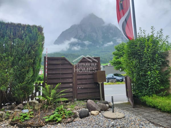Immobilie in Ennenda - Modernes Wohnen in traditionellen Haus - Bild 1