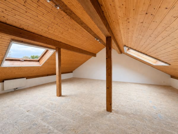 Immobilie in Corsier Ge - Villa contiguë entièrement à rafraichir située dans la commune résidentielle de Corsier - Bild 6