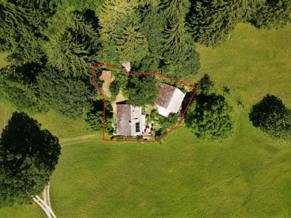 Immobilie in Obstalden - Freistehendes und grosszügiges Wochenend- und Ferienhaus an sonniger Lage in Obstalden - Bild 4