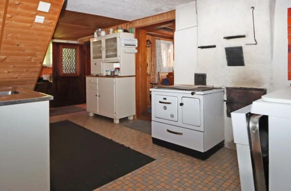 Immobilie in Obstalden - Freistehendes und grosszügiges Wochenend- und Ferienhaus an sonniger Lage in Obstalden - Bild 5