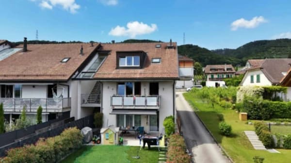 Immobilie in Bursins - Appartement duplex avec vue Lac & Alpes - Bild 0