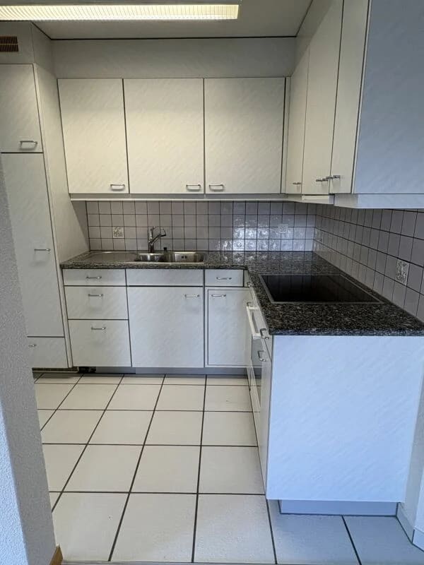 Immobilie in Buttikon Sz - Attraktive 2Â½-Zimmer-Wohnung in gepflegtem Wohnquartier - Bild 1