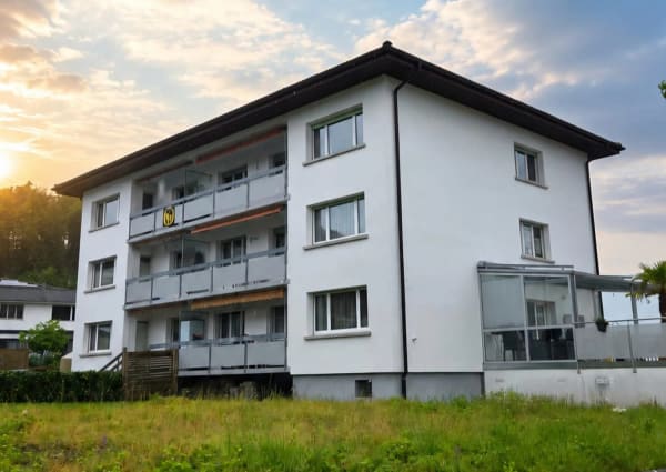 Immobilie in Heitenried - Sonnige 4.5-Zimmerwohnung mit Balkon in Heitenried - Bild 0