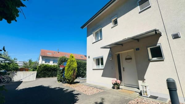 Immobilie in Aesch Bl - Eck-Einfamilienhaus im Baurecht mit Garten, Hobbyraum und Einstellhallenplatz - Bild 20