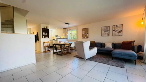 Immobilie in Aesch Bl - Eck-Einfamilienhaus im Baurecht mit Garten, Hobbyraum und Einstellhallenplatz - Bild 7