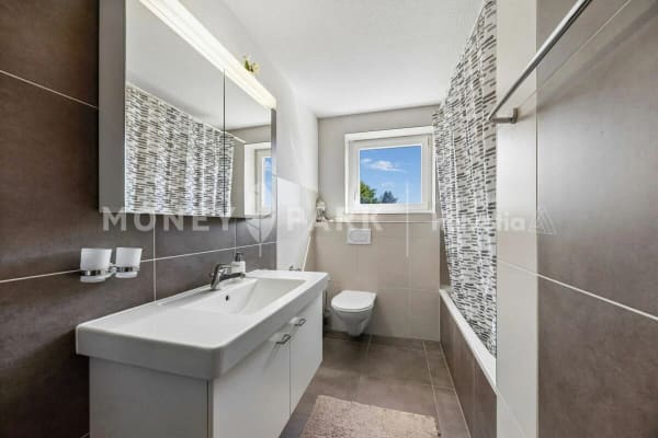 Immobilie in Laufen - Bel appartement de 5.5 pièces à Delémont - Bild 8
