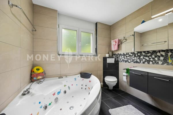 Immobilie in Frinvillier - Immeuble de 2 appartements de 4.5 piÃ¨ces offrant de nombreuses possibilitÃ©s d'amÃ©nagement et de dÃ©veloppement. - Bild 5