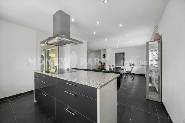 Immobilie in Frinvillier - Immeuble de 2 appartements de 4.5 piÃ¨ces offrant de nombreuses possibilitÃ©s d'amÃ©nagement et de dÃ©veloppement. - Bild 8