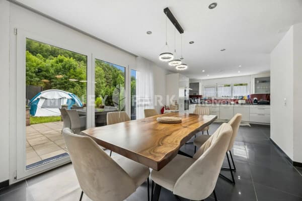 Immobilie in Frinvillier - Immeuble de 2 appartements de 4.5 piÃ¨ces offrant de nombreuses possibilitÃ©s d'amÃ©nagement et de dÃ©veloppement. - Bild 9