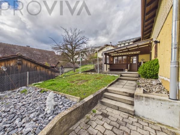 Immobilie in Rohrbach - Charmantes 2-Familienhaus mit viel Potential in ruhiger, grüner Lage - Bild 1
