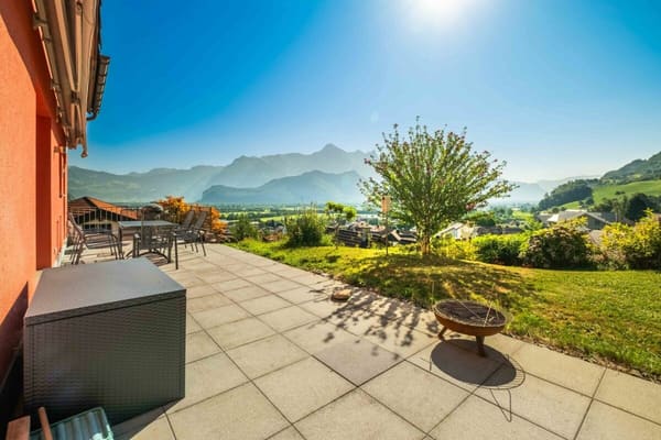 Immobilie in Wangs - Ein Zuhause zum Verlieben - mit Panorama, Garten und viel Platz - Bild 3