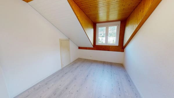 Immobilie in Pieterlen - Grosszügige 4.5-Zimmer-Dachwohnung mit Charme in Pieterlen - Bild 11