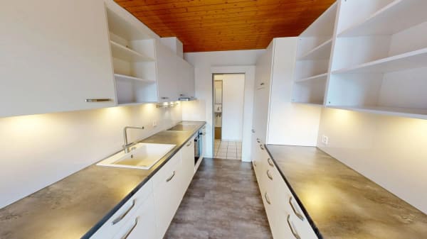Immobilie in Pieterlen - Grosszügige 4.5-Zimmer-Dachwohnung mit Charme in Pieterlen - Bild 2