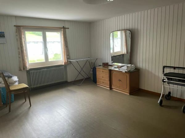 Immobilie in Wintersingen - GrosszÃ¼gige Liegenschaft mit 2 Wohneinheiten und Potenzial - Bild 9
