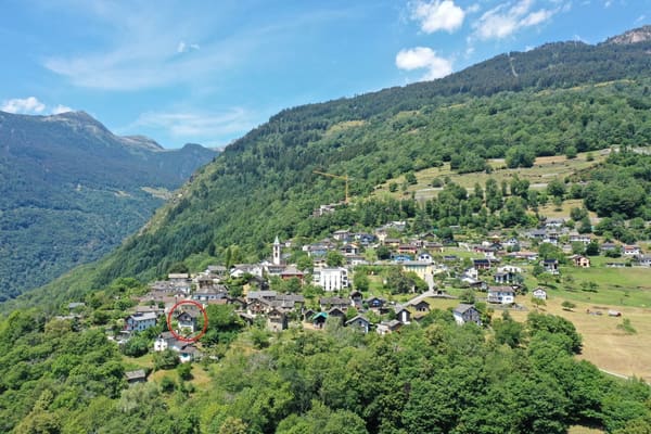 Immobilie in Castaneda - Rustikales Steinhaus ruhig und sonnig im Calancatal - Bild 3