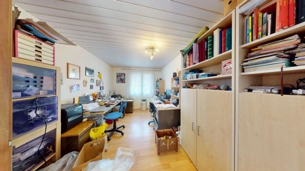 Immobilie in Rütschelen - Charmantes 4.5 Zimmer Einfamilienhaus mit liebevoll gestaltetem Garten - Bild 11