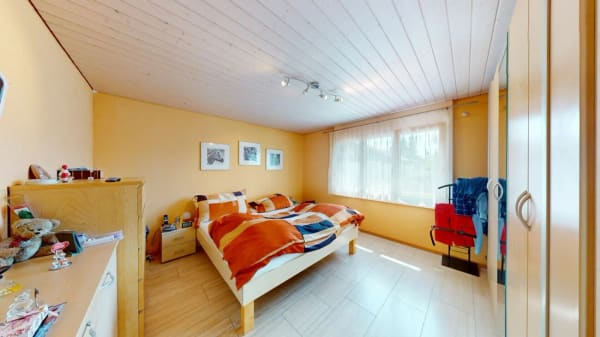 Immobilie in Rütschelen - Charmantes 4.5 Zimmer Einfamilienhaus mit liebevoll gestaltetem Garten - Bild 9