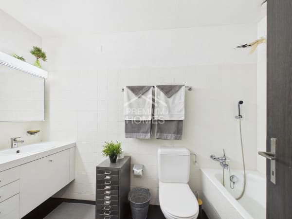 Immobilie in Brütten - Familienparadies mit Einliegerwohnung und viel Platz - Bild 8