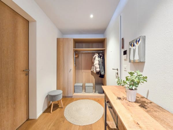 Immobilie in Adelboden - Moderne 4.5-Zimmer-Wohnung im 1. OG - Bild 2