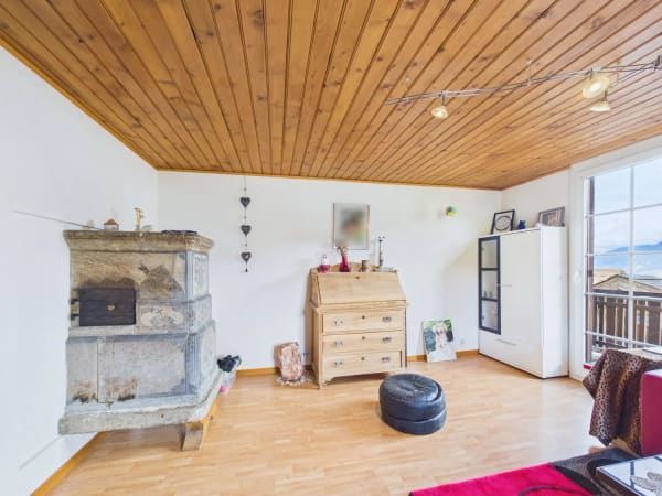 Immobilie in Ergisch - Charmantes Chalet mit Bauland und grosser Sommer-Loggia in Ergisch - Bild 3