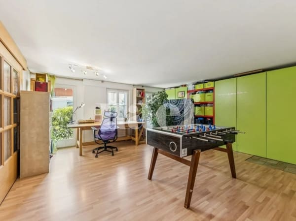 Immobilie in Sorens - Maison jumelée de 6.5 pièces avec jardin à vendre à Sorens - Bild 5