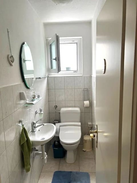 Immobilie in Kloten - kompakte 4.5-Zimmerwohnung mit Balkon, Bastelraum + Garage - Bild 4
