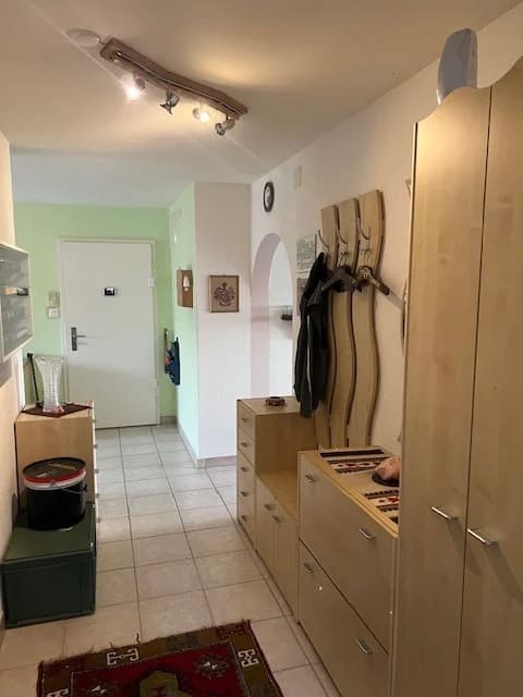 Immobilie in Kloten - kompakte 4.5-Zimmerwohnung mit Balkon, Bastelraum + Garage - Bild 8