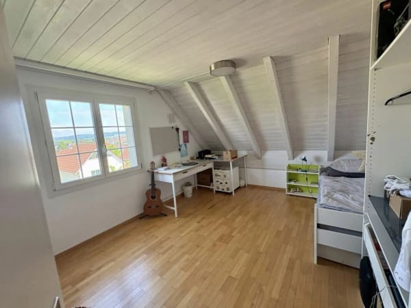 Immobilie in Oberglatt Zh - Luxus neu erleben! Exklusive Maisonette mit Garten & Weitsicht - Bild 10