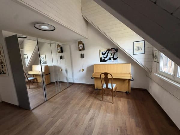 Immobilie in Oberglatt Zh - Luxus neu erleben! Exklusive Maisonette mit Garten & Weitsicht - Bild 8