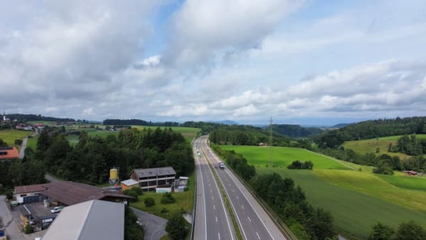 Immobilie in Mühleberg - VIELFÃ„LTIGE LIEGENSCHAFT: EXKLUSIV FÃœR GEWERBENUTZUNG - Bild 12