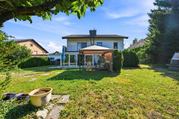 Immobilie in Oberhasli - Familienhaus mit traumhaftem Garten - Bild 10