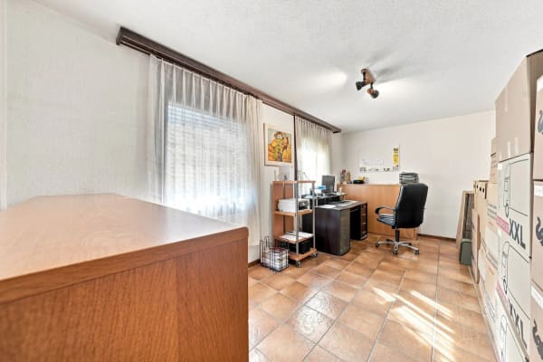 Immobilie in Oberhasli - Familienhaus mit traumhaftem Garten - Bild 3