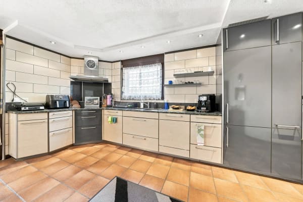 Immobilie in Oberhasli - Familienhaus mit traumhaftem Garten - Bild 6