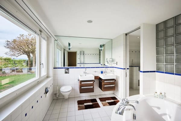 Immobilie in Grüt - Exklusives 5.5-Zimmer-Terrassenhaus mit Wellnessbereich und traumhafter Weitsicht - Bild 9
