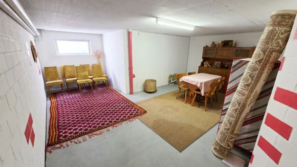 Immobilie in Lohn-ammannsegg - Wohnen wie im Einfamilienhaus - grosse 4 ½-Zimmer-Dachwohnung mit eigenem Eingang, Keller und Garten - Bild 18