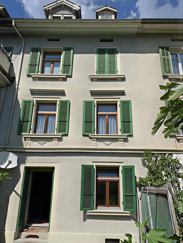 Immobilie in Mitlödi - Historisches 5.5-Zimmer-Reiheneinfamilienhaus in Mitlödi - Bild 0
