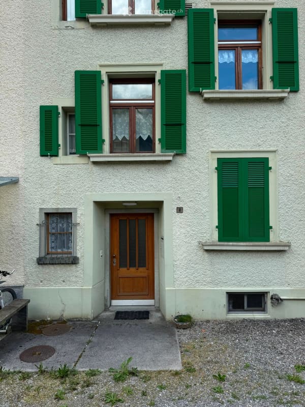 Immobilie in Mitlödi - Historisches 5.5-Zimmer-Reiheneinfamilienhaus in Mitlödi - Bild 1