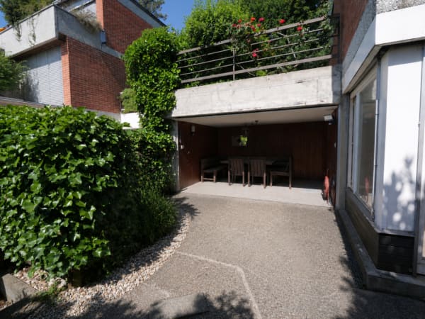 Immobilie in Bottmingen - Haus mit Gemeinschaftspool in gepflegter Umgebung - Bild 4