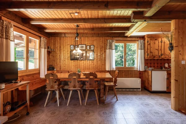 Immobilie in Im Fang - Vivre au rythme de la nature : chalet de 4½ pièces au calme et avec - Bild 9