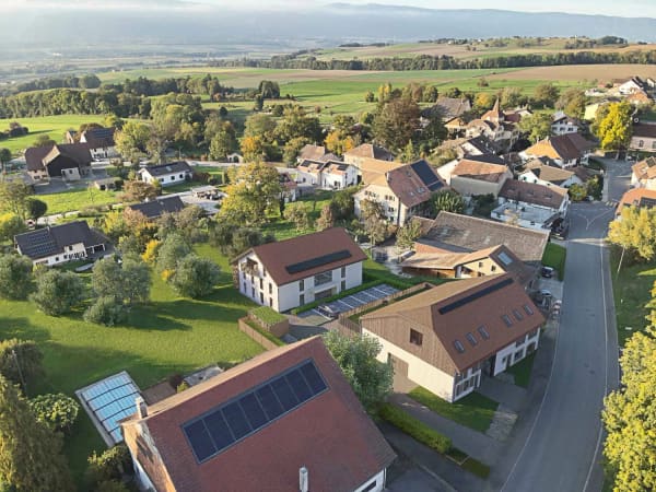 Immobilie in Corcelles-sur-chavornay - Appartement de 3.5 piÃ¨ces en attique avec vue sur le Jura - Bild 0