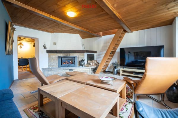 Immobilie in Grandval - Grosses 8-Zimmer-Bauernhaus mit Gartenidylle und viel Potenzial - Bild 2
