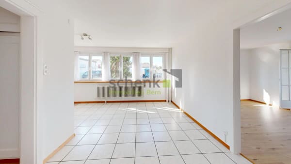 Immobilie in Sugiez - 4.5-ZIMMER-EINFAMILIENHAUS MIT GROSSEM GARTEN UND BIOTOP - Bild 5