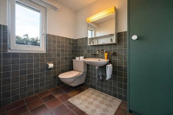 Immobilie in Hinteregg - Familienfreundliches Doppeleinfamilienhaus mit Wintergarten und schÃ¶ner Aussicht in Hinteregg - Bild 14