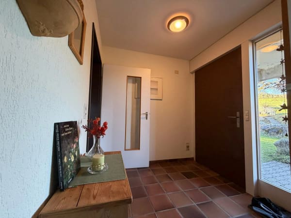 Immobilie in Hinteregg - Familienfreundliches Doppeleinfamilienhaus mit Wintergarten und schÃ¶ner Aussicht in Hinteregg - Bild 2