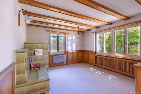 Immobilie in Mandach - Einfamilienhaus mit Renovationspotential, direkt angrenzend an die Lan - Bild 5