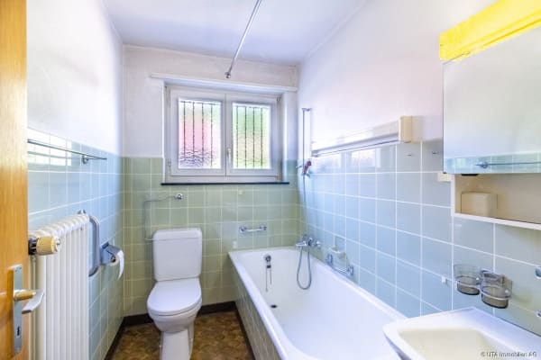 Immobilie in Mandach - Einfamilienhaus mit Renovationspotential, direkt angrenzend an die Lan - Bild 7
