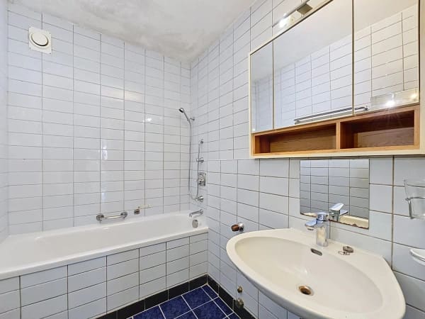 Immobilie in Clarens - Appartement de 4 piÃ¨ces Ã  rÃ©nover proche du lac - Bild 9
